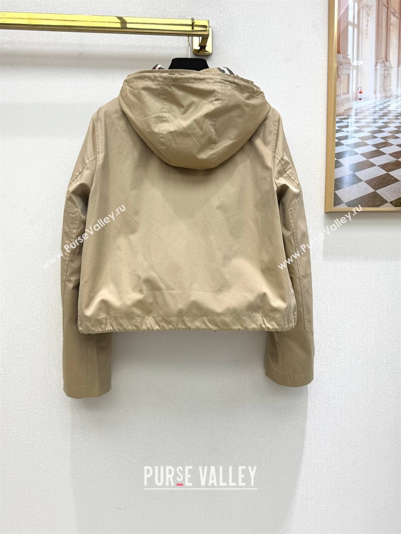 Burberry Hooded Jacket B82104 Khaki 2025 (Q-25082104)
