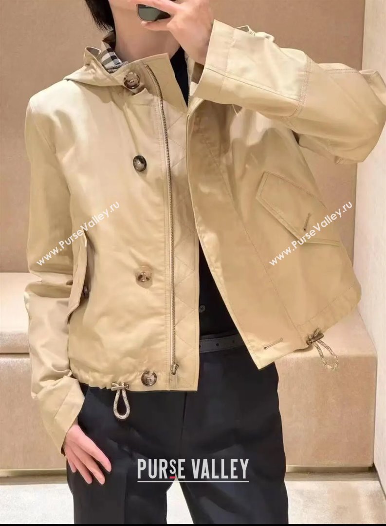 Burberry Hooded Jacket B82104 Khaki 2025 (Q-25082104)