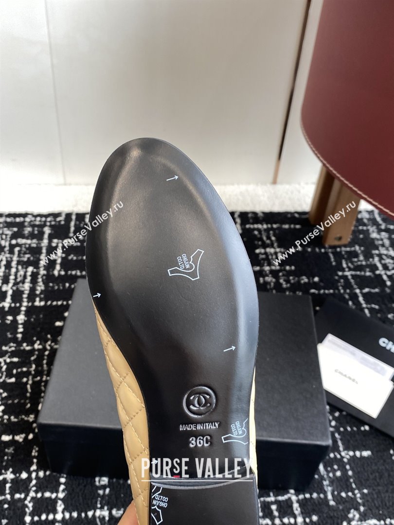 Chanel Diamond-Quilted Calfskin Loafers with Chain CH9331 Beige 2025 (KL-25090331)