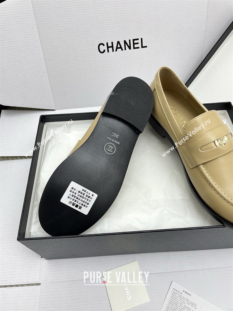 Chanel Mocassins Loafers in Smooth Calfskin G46362 Beige 2025 (KL-25090323)