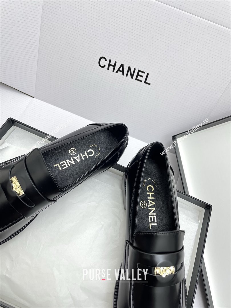 Chanel Mocassins Loafers in Shiny Calfskin G46362 Black 2025 (KL-25090326)