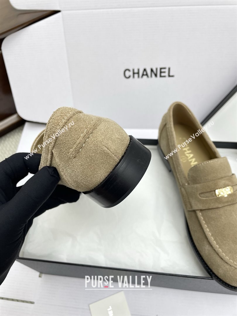 Chanel Mocassins Loafers in Suede G46362 Light Brown 2025 (KL-25090321)
