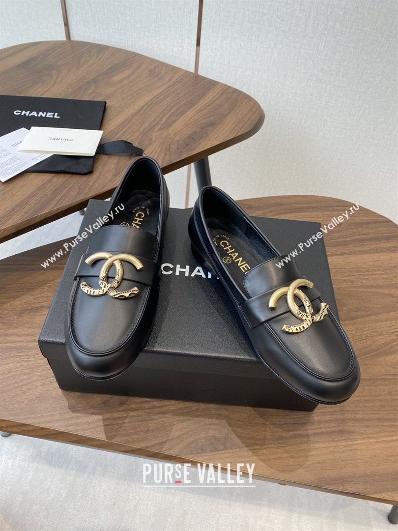 Chanel Calfskin Loafers with CC Logo CH9327 Black 2025 (KL-25090327)