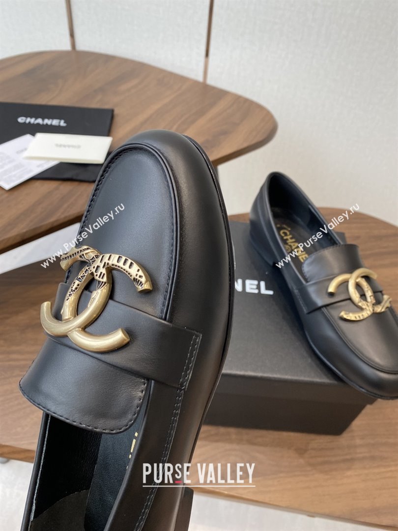 Chanel Calfskin Loafers with CC Logo CH9327 Black 2025 (KL-25090327)