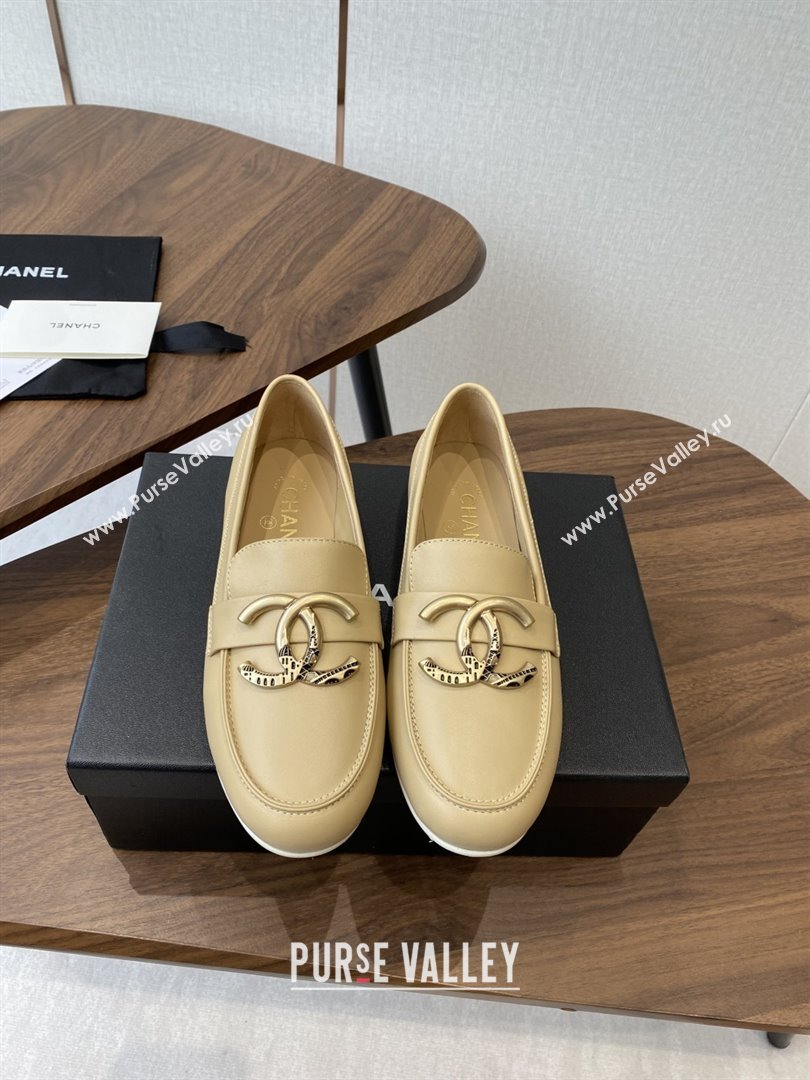 Chanel Calfskin Loafers with CC Logo CH9329 Beige 2025 (KL-25090329)
