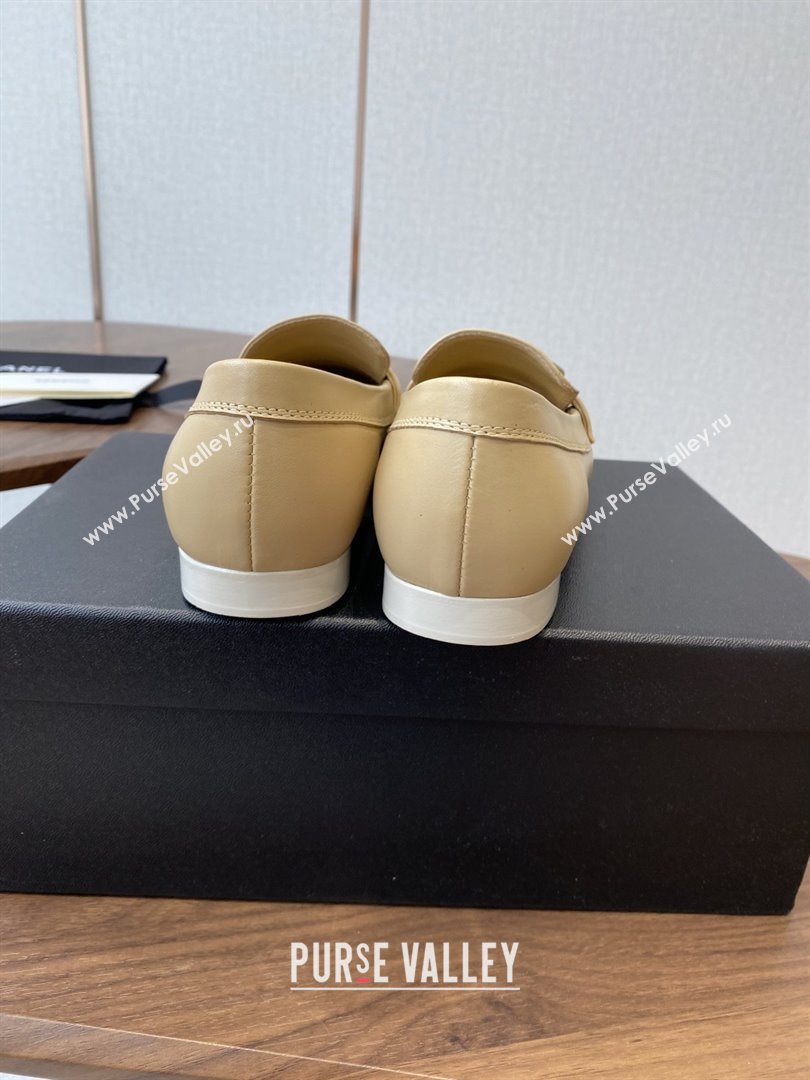 Chanel Calfskin Loafers with CC Logo CH9329 Beige 2025 (KL-25090329)