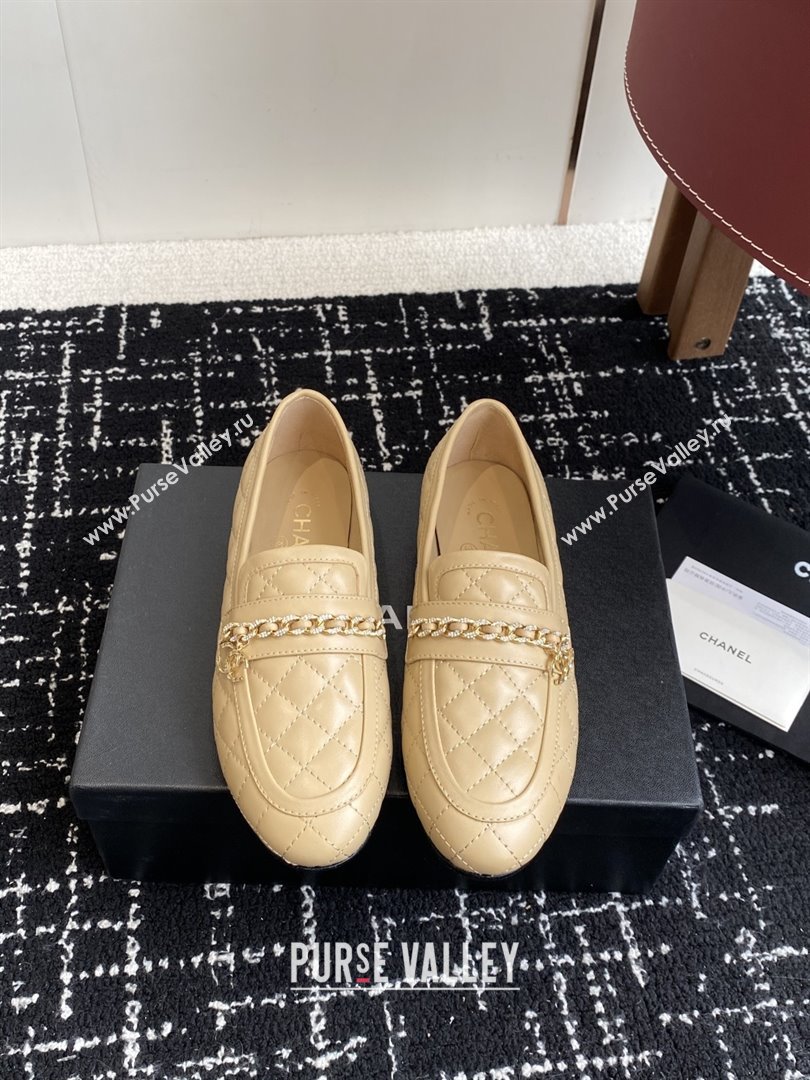 Chanel Diamond-Quilted Calfskin Loafers with Chain CH9331 Beige 2025 (KL-25090331)