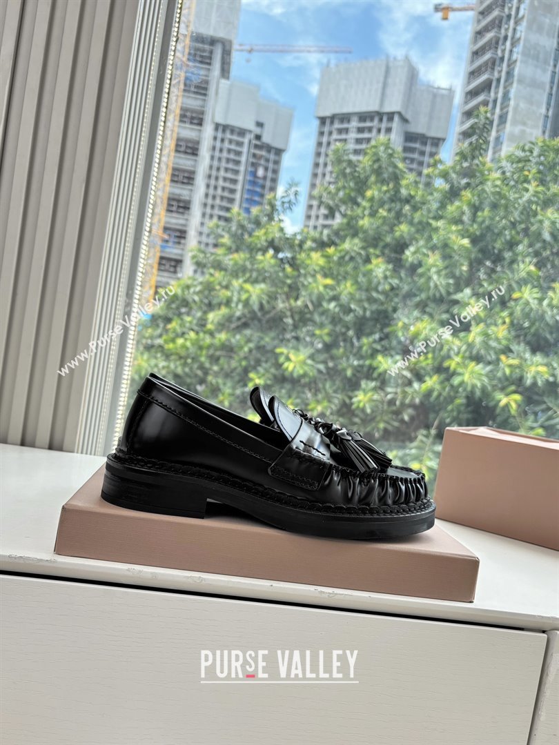 Miu Miu Smooth Calfskin Loafers with Tassel Black 2025 (MD-25090602)