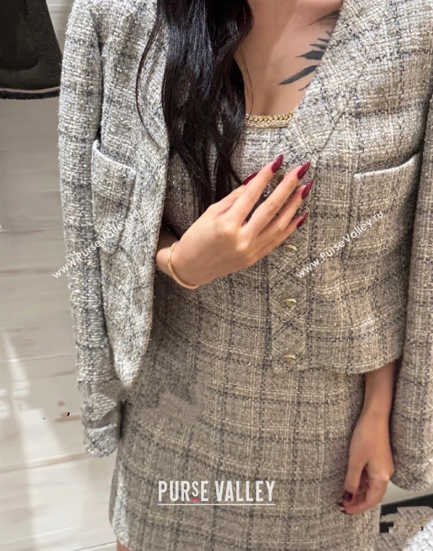Chanel Tweed Short Jacket CH91318 Grey 2025 (Q-25091318)