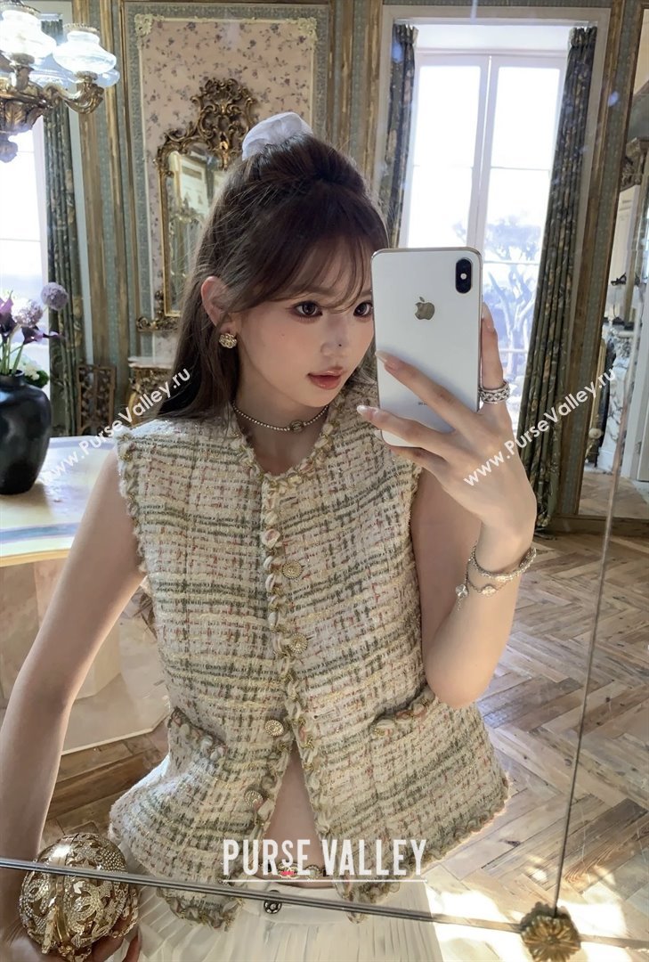 Chanel Tweed Vest CH91307 Beige 2025 (Q-25091307)