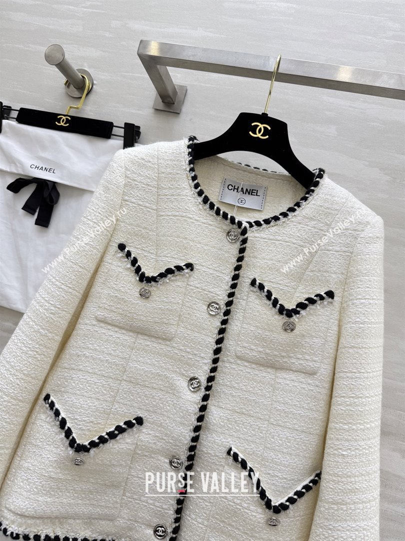 Chanel Tweed Jacket CH91308 White 2025 (Q-25091308)