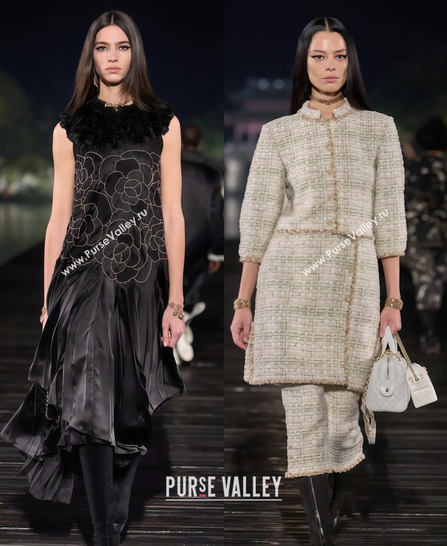 Chanel Tweed Dress CH91305 Beige 2025 (Q-25091305)