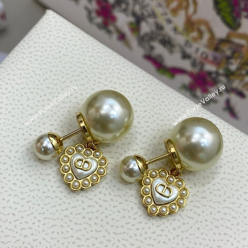 Dior Tribales Earrings with Heart White 2025 0915 (YF-250915096)