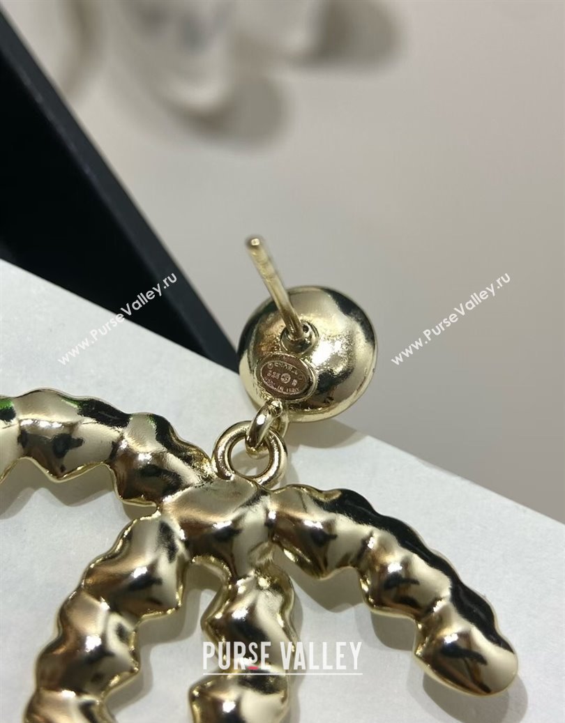 Chanel Heart CC Short Earrings 2025 CH091531 (YF-250915131)