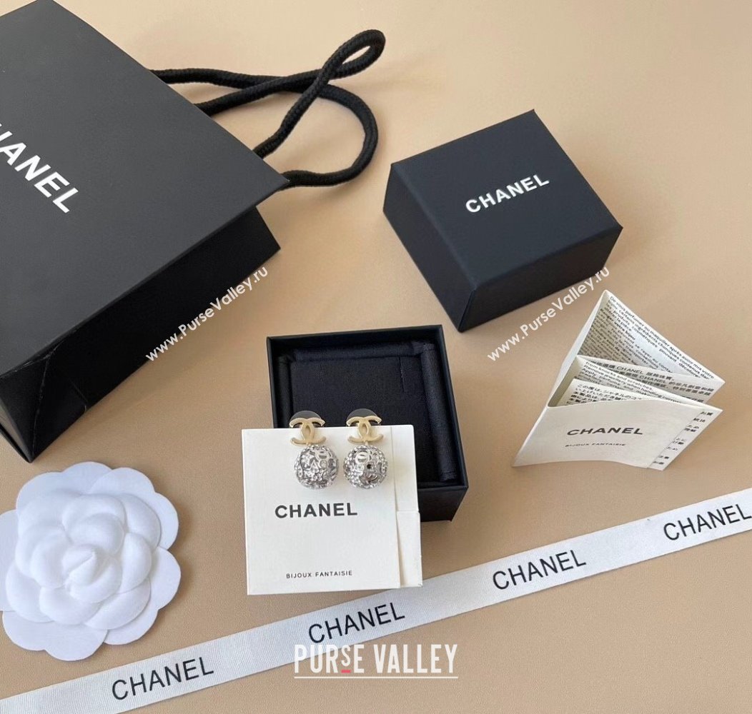 Chanel Half Ball Short Earrings 2025 CH091533 (YF-250916032)