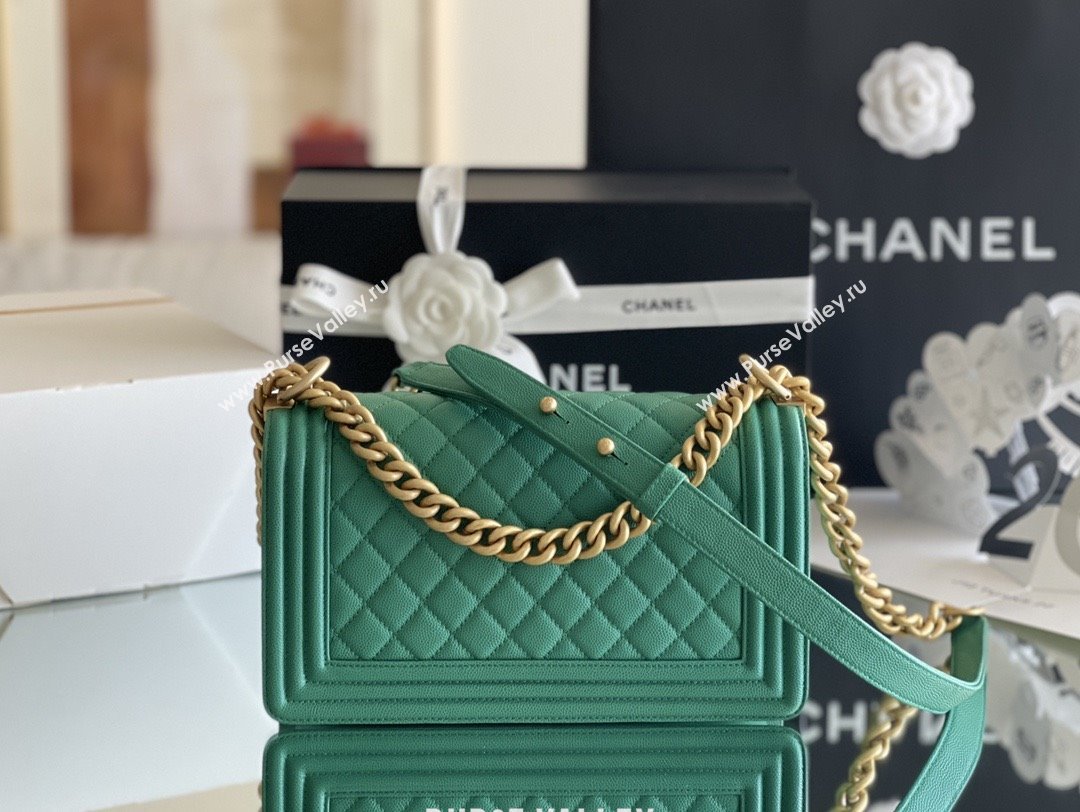 Chanel Original Small Grained Calfskin Medium Boy Flap Bag Green/Matte Gold 2025 Top Quality (MHE-25092005)