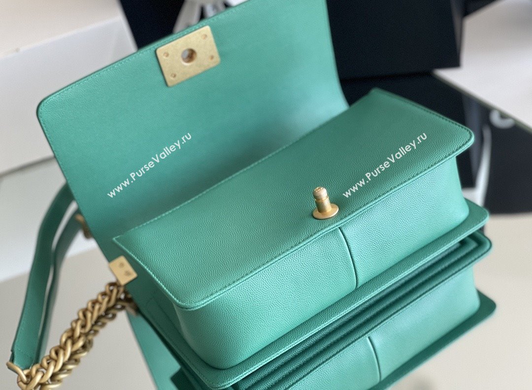 Chanel Original Small Grained Calfskin Medium Boy Flap Bag Green/Matte Gold 2025 Top Quality (MHE-25092005)