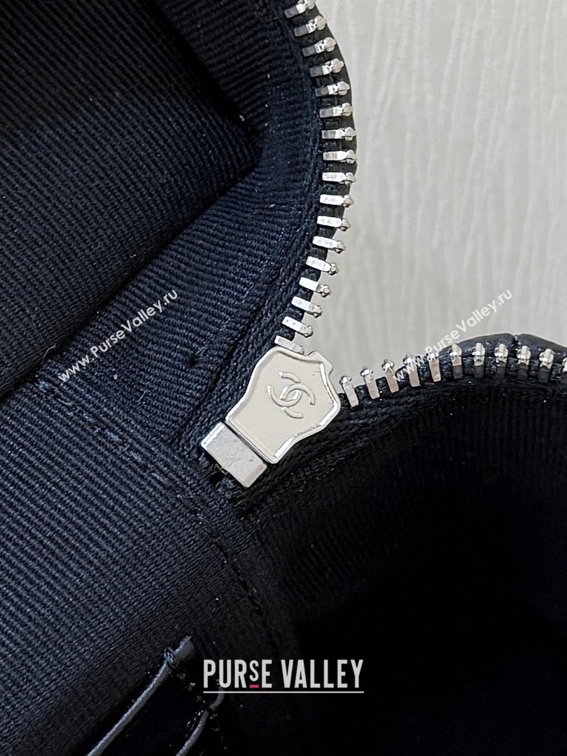 Chanel Shiny Grained Calfskin Vanity with Chain and Star AP4854 Black 2025 Top Quality (SHUNY-25092417)