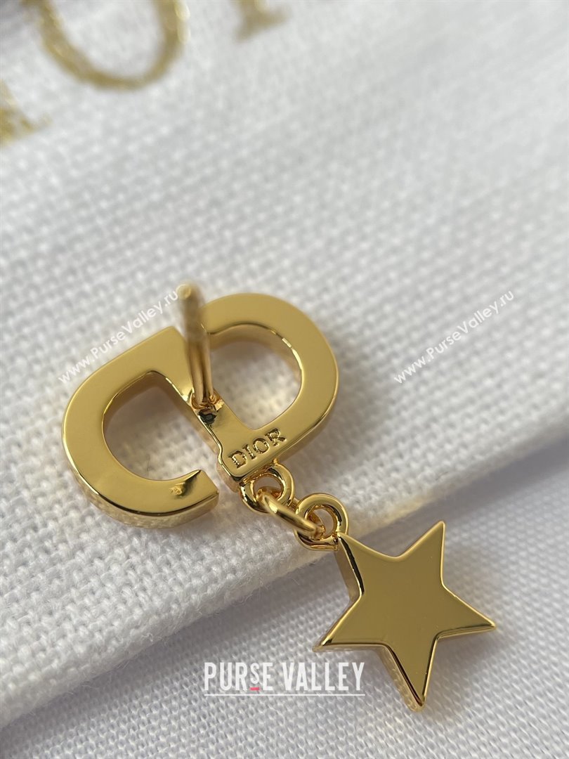 Dior Petit CD Earrings D92703 Gold 2025 (YF-25092703)