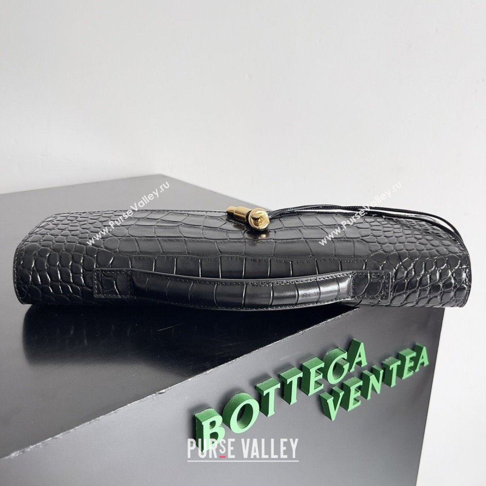 Bottega Veneta Andiamo Clutch in Crocodile Pattern Leather Black 2025 (MS-25101510)