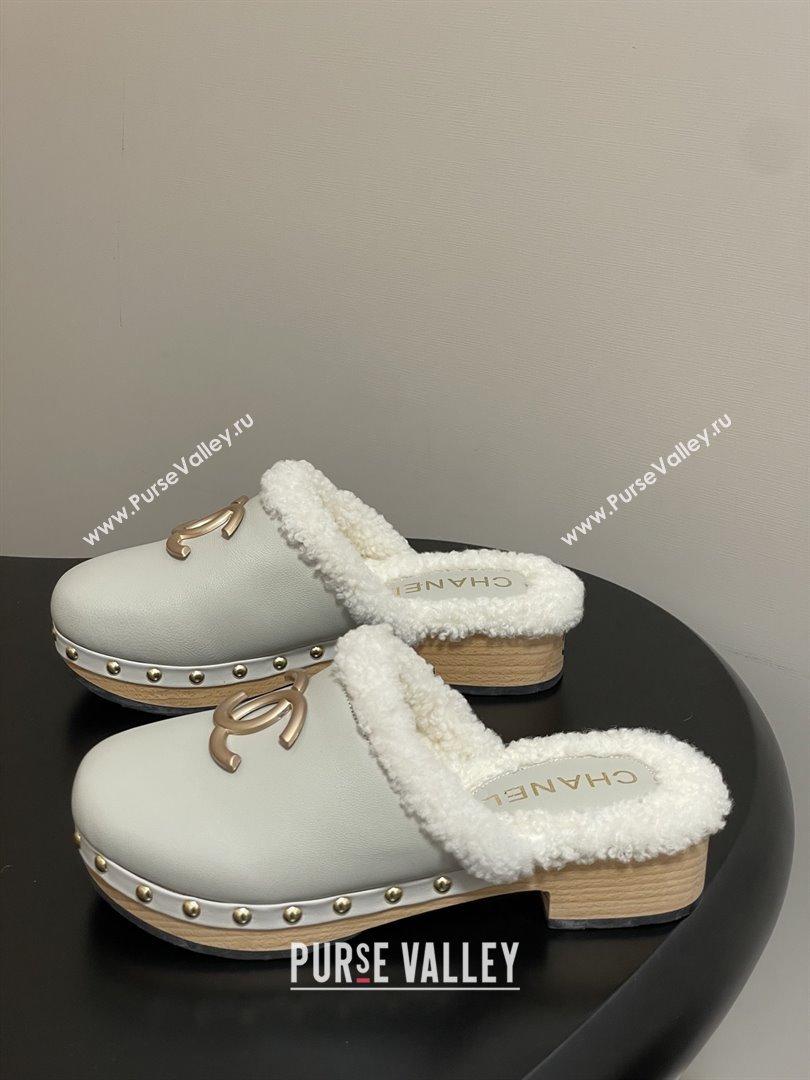 Chanel Calfskin Mules with Shearling CH102005 White 2025 (MD-25102005)