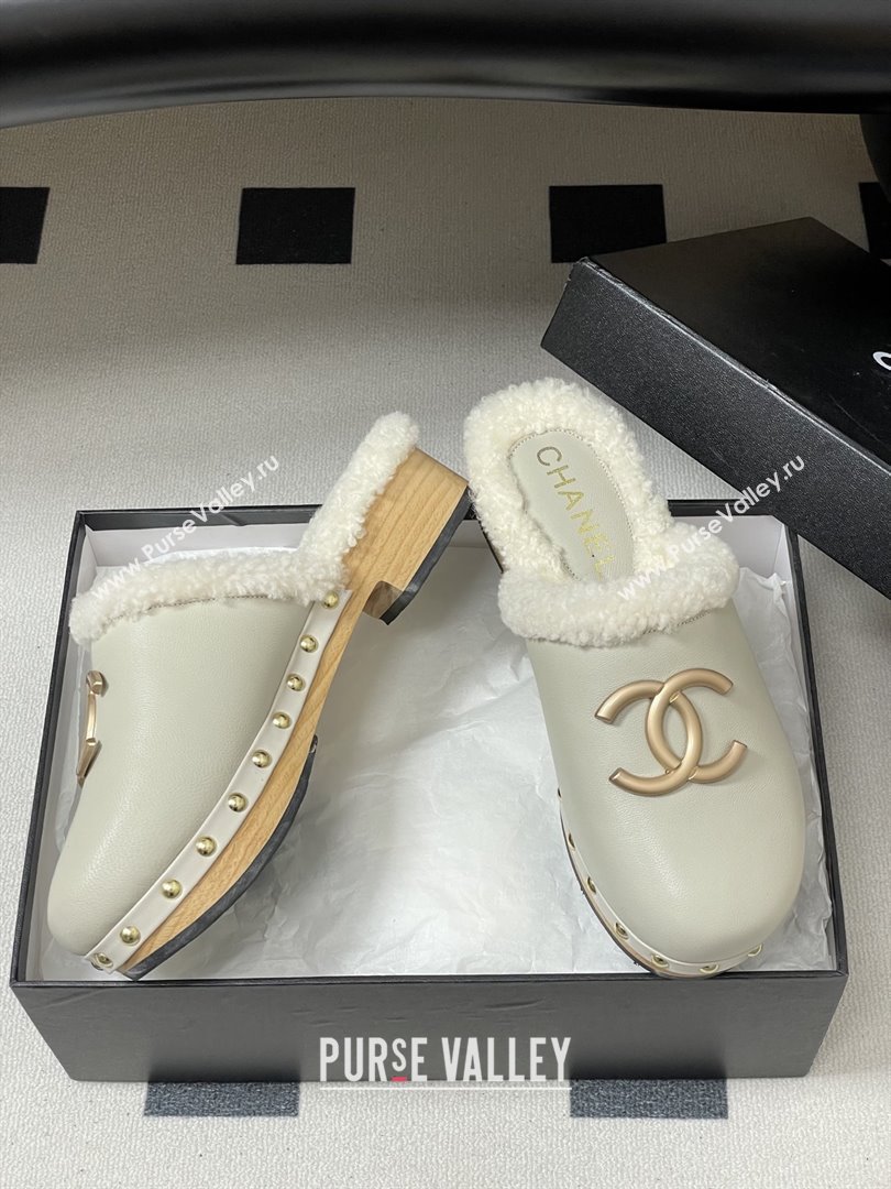 Chanel Calfskin Mules with Shearling CH102005 White 2025 (MD-25102005)