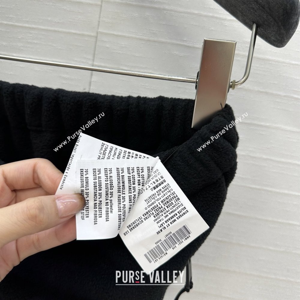 Miu Miu Fleece Miniskirt M101408 Black 2025 (Q-25101408)