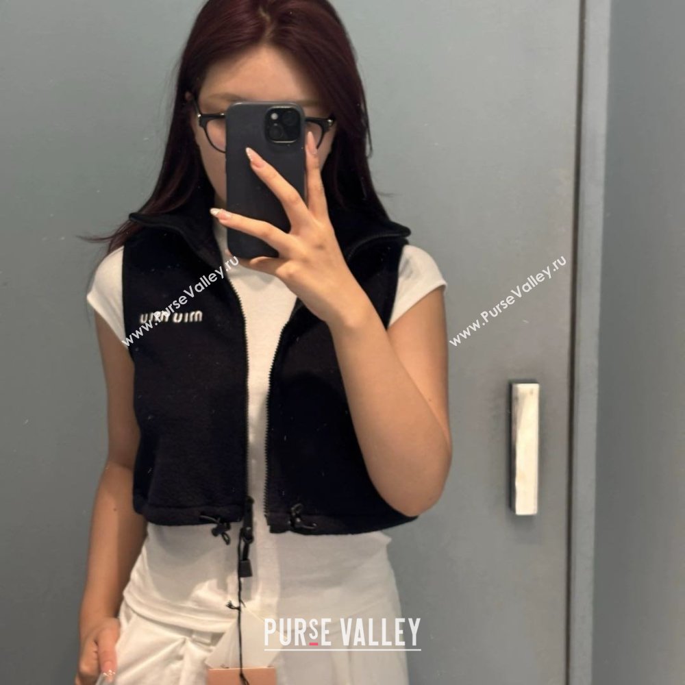 Miu Miu Fleece Vest M101409 Black 2025 (Q-25101409)