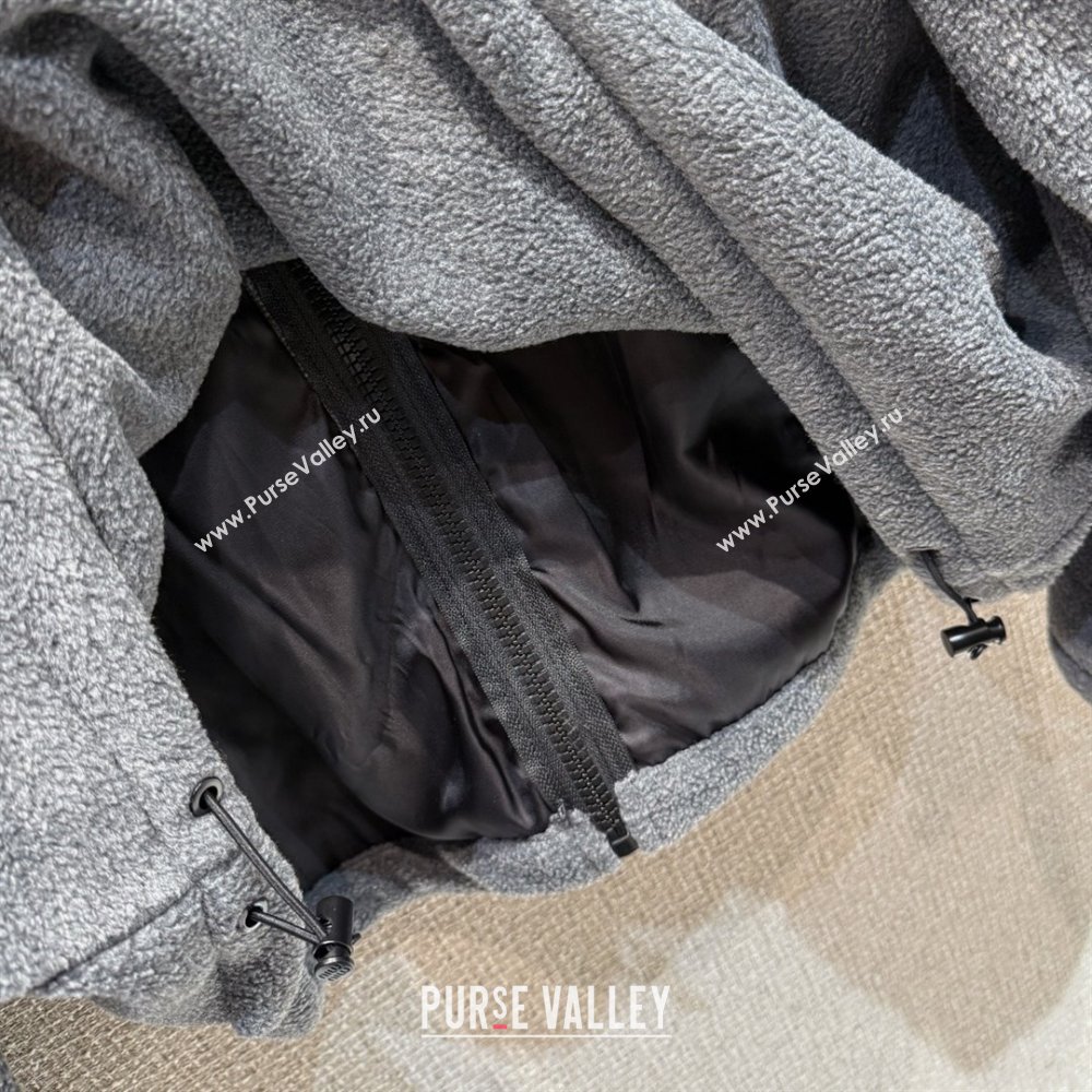 Miu Miu Fleece Sweatshirt M101406 Grey 2025 (Q-25101406)