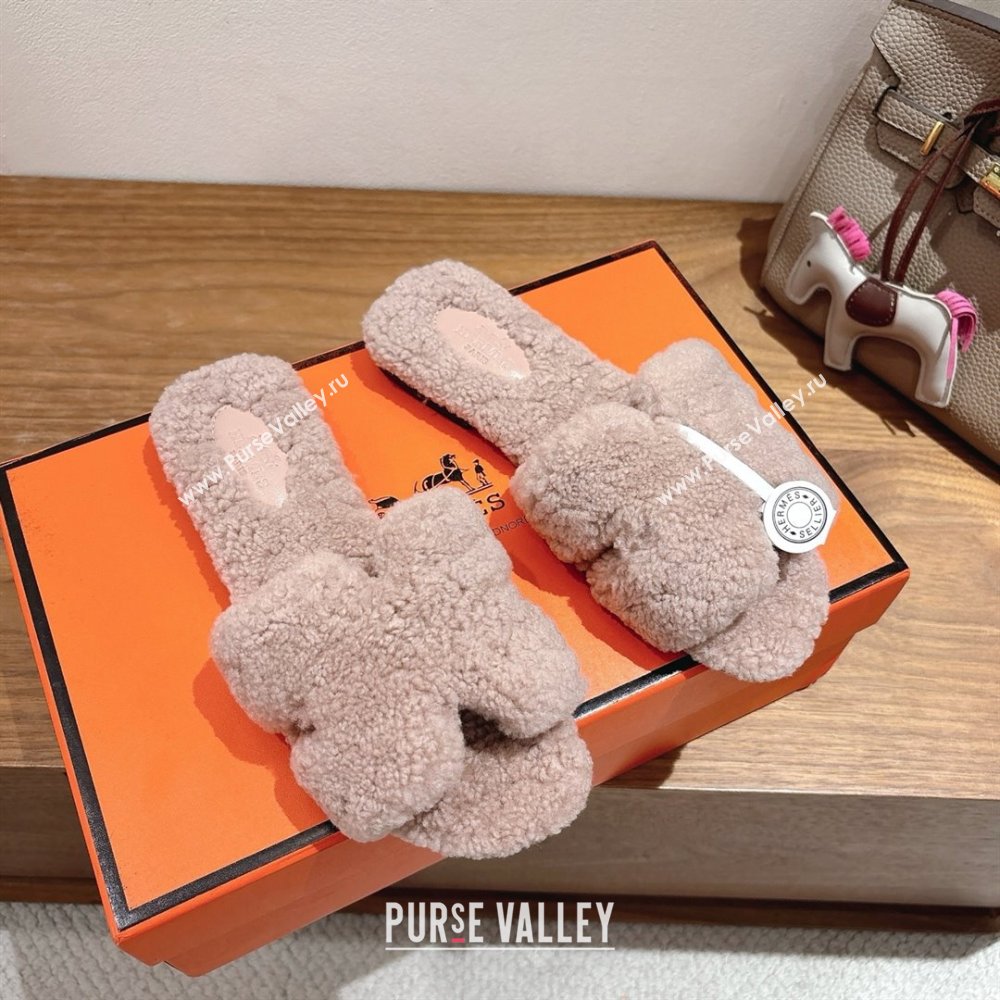 Hermes Oran Sandals in Shearling Wool H101604 Nude Pink 2025 (XC-25101604)