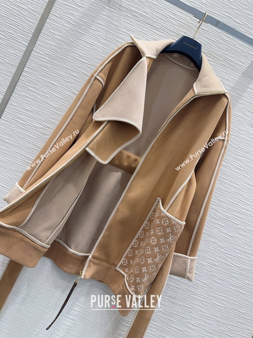Louis Vuitton Monogram Accent Coat LV102901 Beige 2025 (Q-25102901)