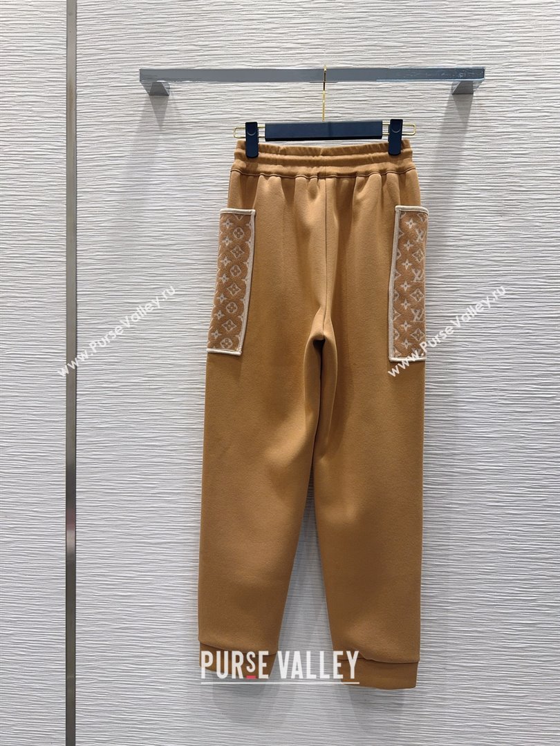 Louis Vuitton Monogram Accent Pants LV102904 Beige 2025 (Q-25102904)