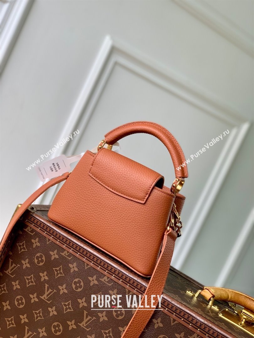 Louis Vuitton Capucines Mini Bag with Chain in TanTaurillon Leather M14381 2025 (K-25102701)