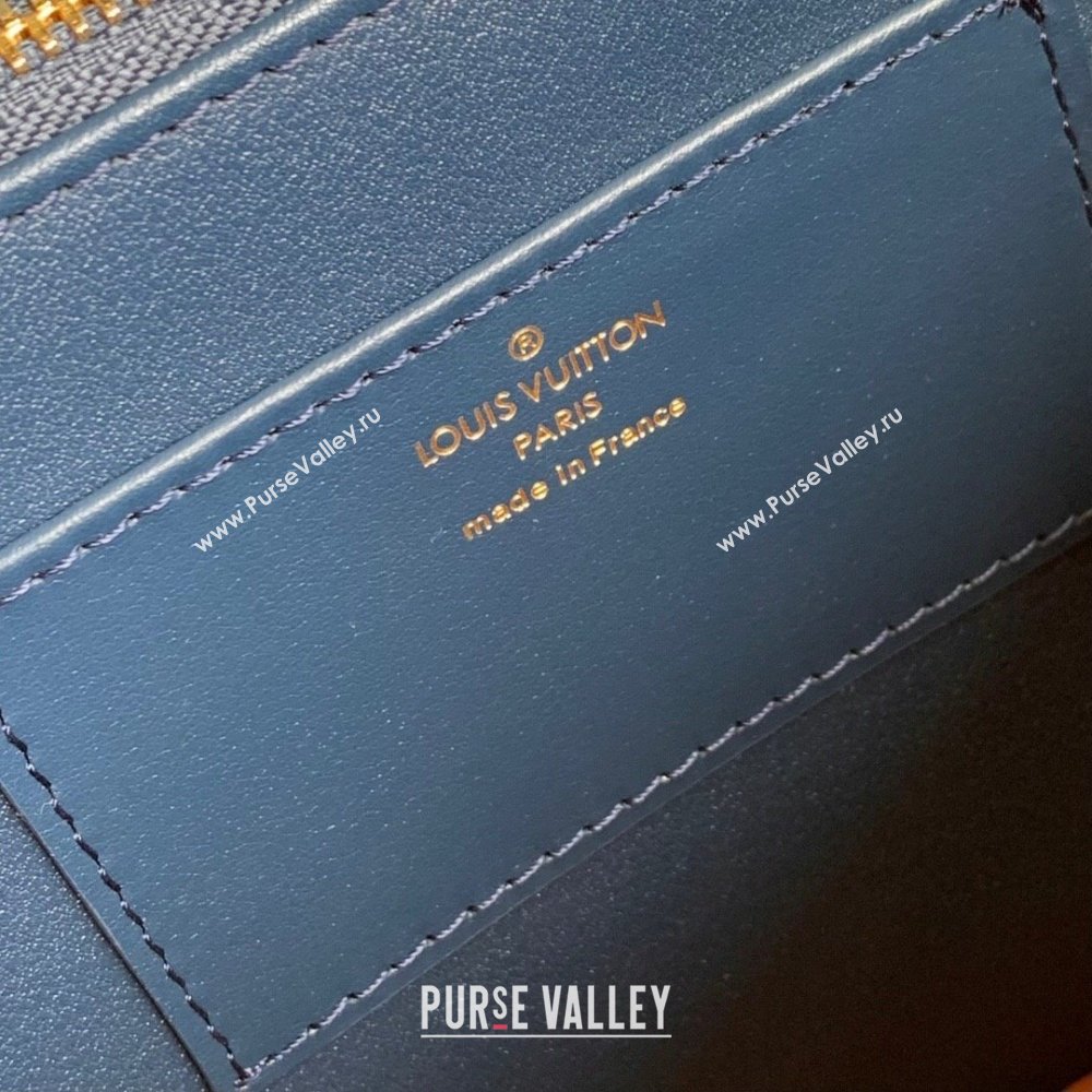 Louis Vuitton Capucines GM Souple Handbag M24607 Blue 2025 (K-25102704)