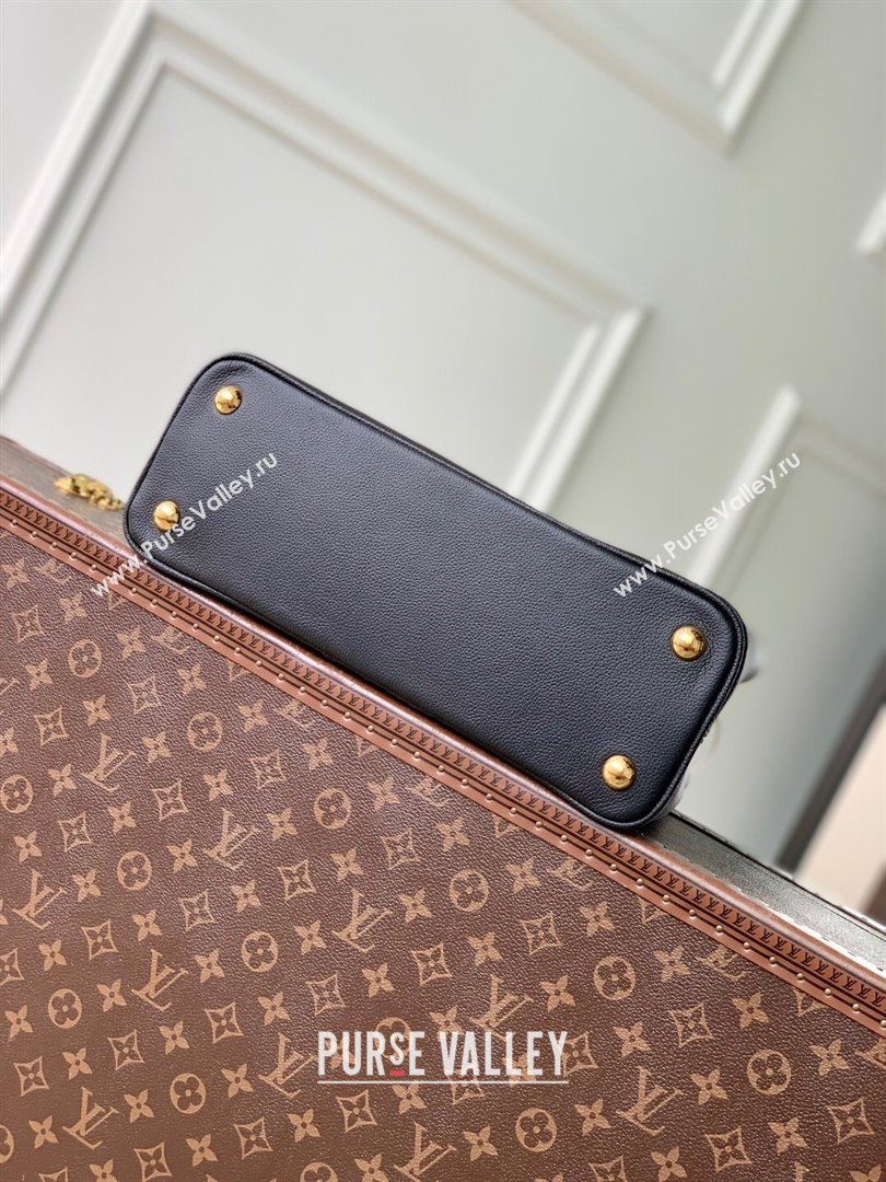 Louis Vuitton Capucines MM Souple Bag in Calf Leather M14370 Black 2025 (K-25102706)