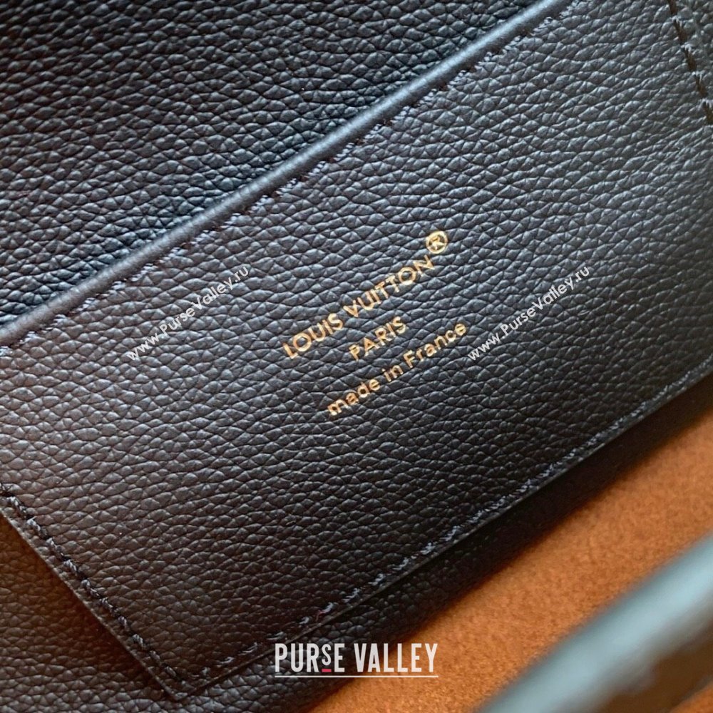 Louis Vuitton Capucines MM Souple Bag in Calf Leather M14370 Black 2025 (K-25102706)