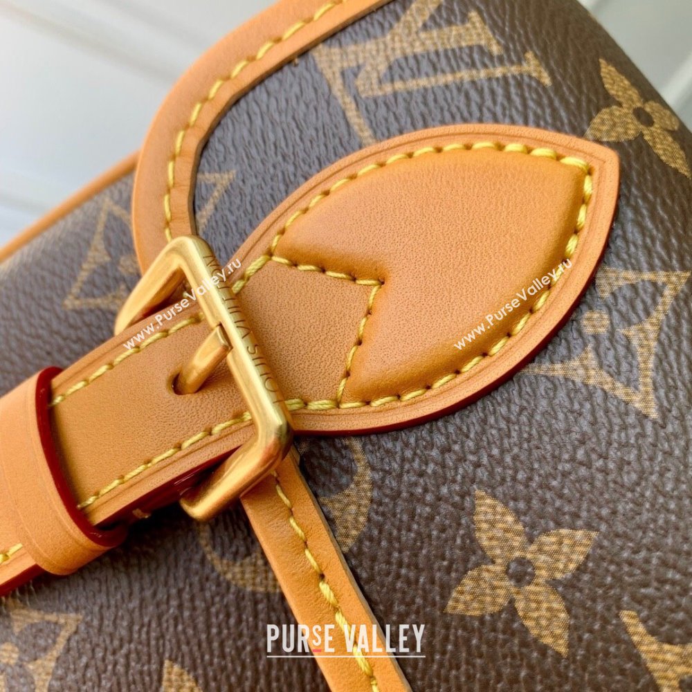 Louis Vuitton Satchel Wearable Wallet in Monogram Canvas M26805 2025 (K-25102712)