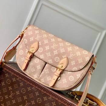 Louis Vuitton Escape Bag in Meowgram Coated Canvas M15134 2025 (K-2510271214)