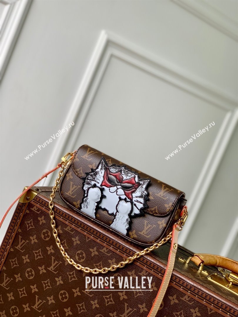 Louis Vuitton Travels With Grace Coddingon Wallet On Chain Ivy M15148 2025 (K-2510271215)