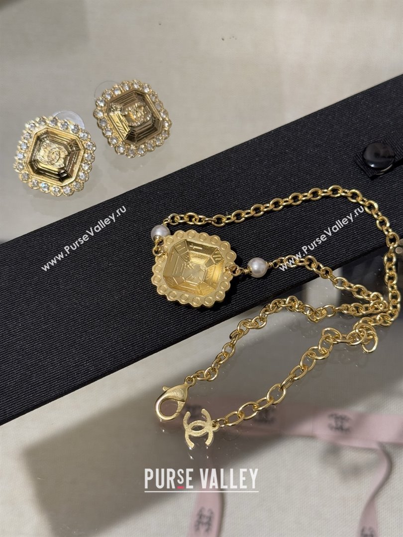Chanel Choker Necklace with Square Pendant CH103110 Gold 2025 (YF-25103110)