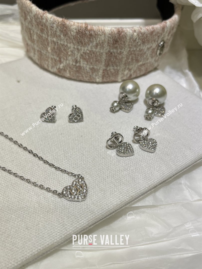 Dior Heart CD Earrings D110327 Silver 2025 (YF-25110327)