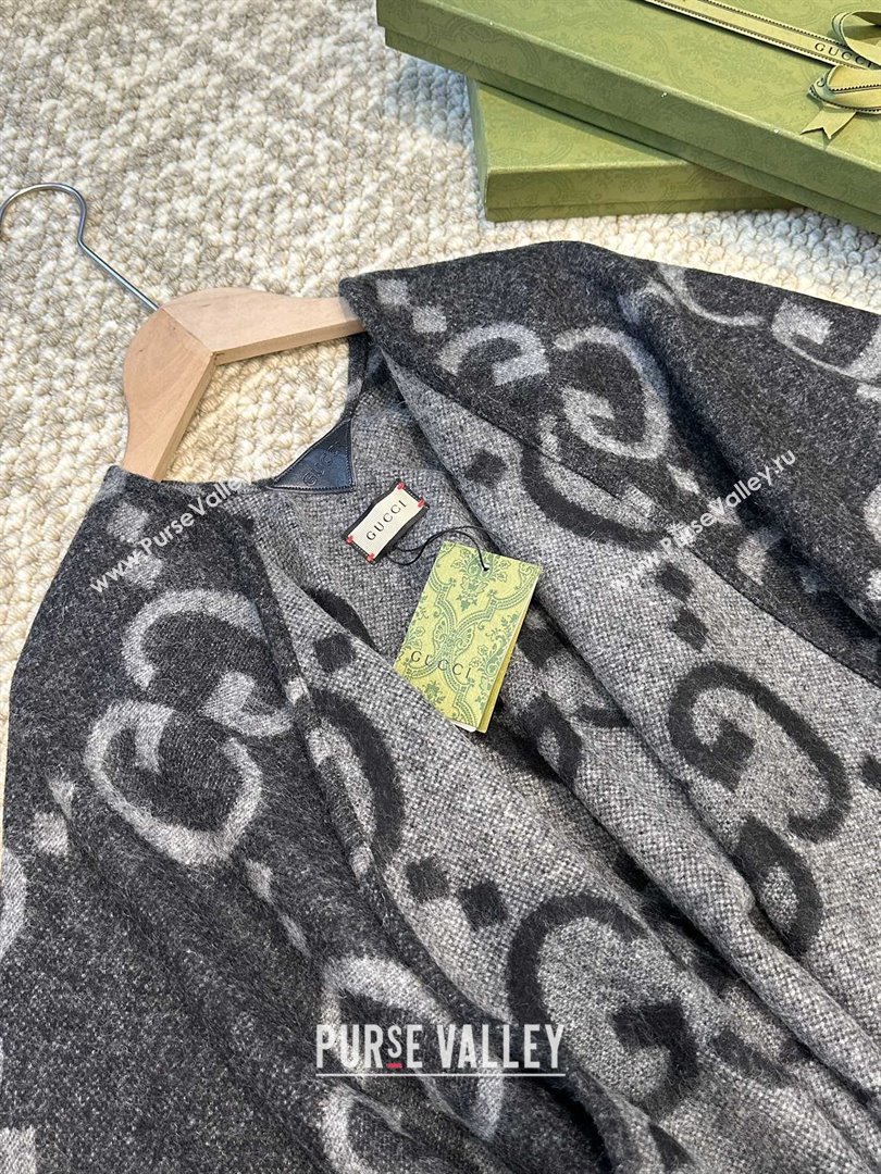 Gucci Reversible Jumbo GG Cashmere Cape G110525 Grey 2025 (O-25110525)
