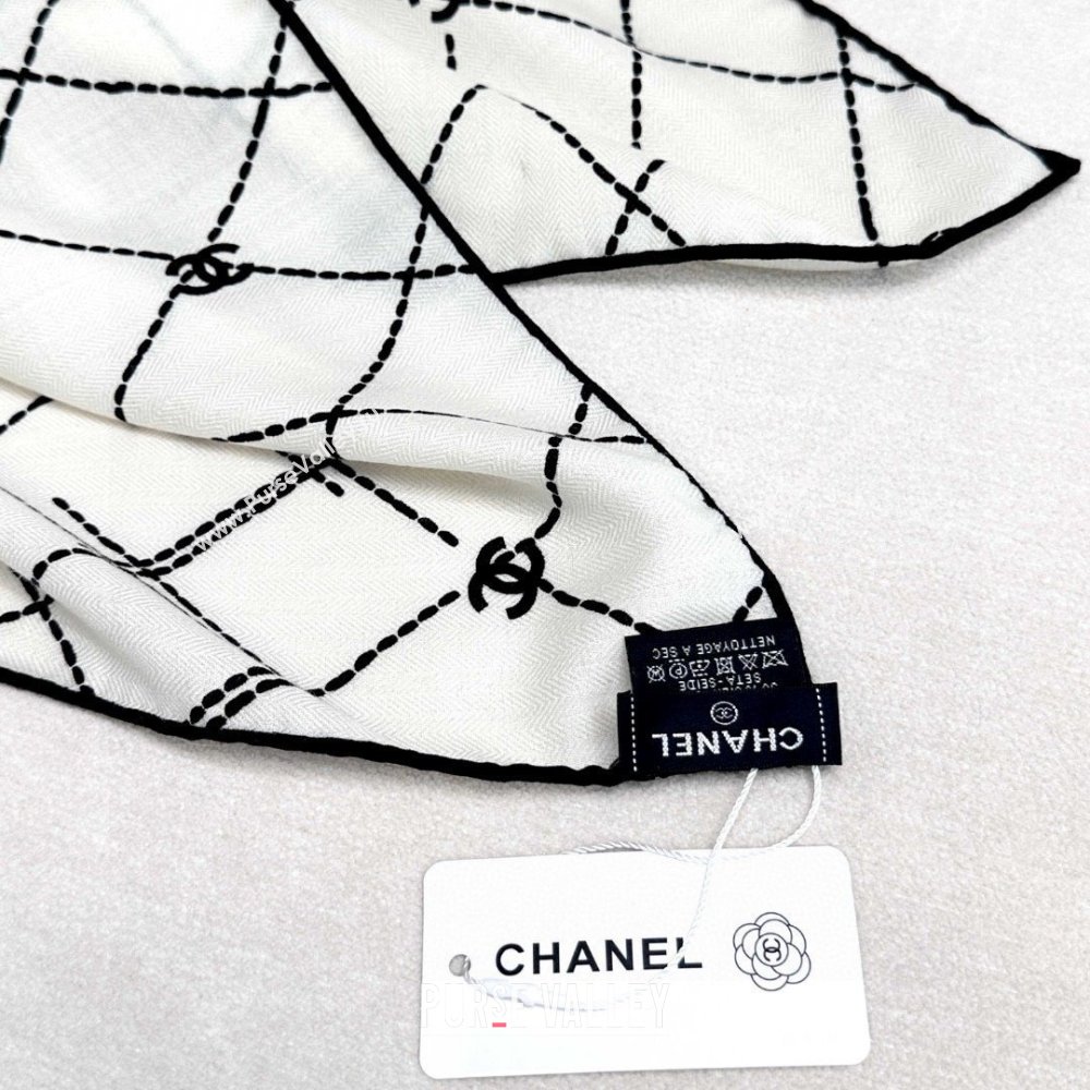 Chanel Cashmere Silk Scarf 140x140cm CH110713 White 2025 (A-25110713)