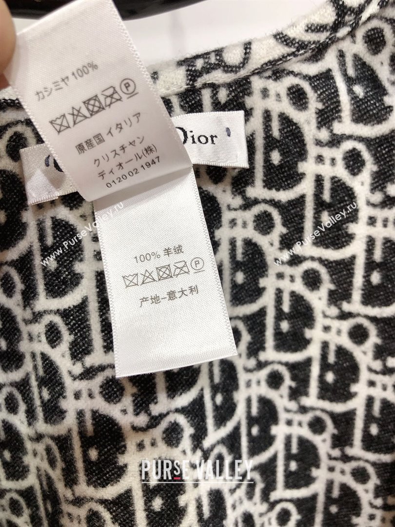 Dior Oblique Cashmere Reversible Cape D110718 2025 (A-25110718)