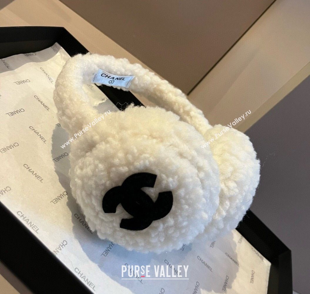 Chanel Earmuff White 2025 CH111204 (XMN-251112021)