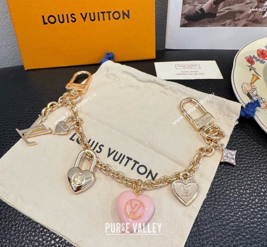 Louis Vuitton Heart Chain Bag Charms Light Pink 2025 1113 (SHI-251113076)