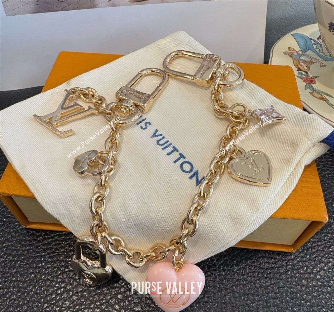 Louis Vuitton Heart Chain Bag Charms Light Pink 2025 1113 (SHI-251113076)