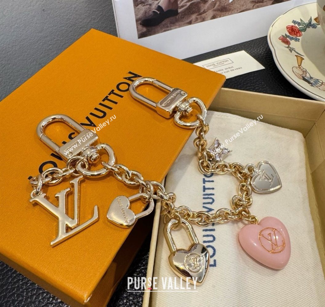 Louis Vuitton Heart Chain Bag Charms Light Pink 2025 1113 (SHI-251113076)