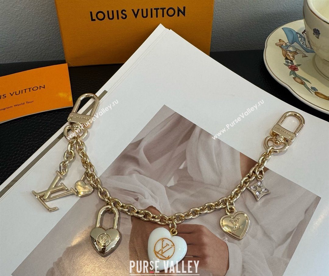 Louis Vuitton Heart Chain Bag Charms White 2025 1113 (SHI-251113077)