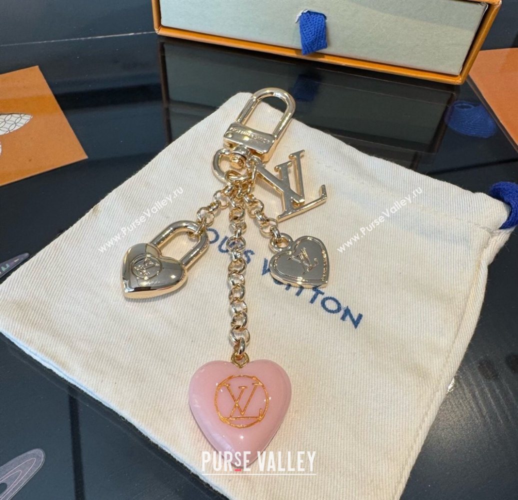 Louis Vuitton Heart Chain Bag Charms Light Pink 2025 1112 (SHI-251113079)